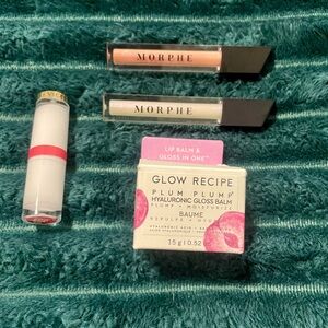 Glow Recipe Plum Plump gloss and Morphe lip gloss bundle